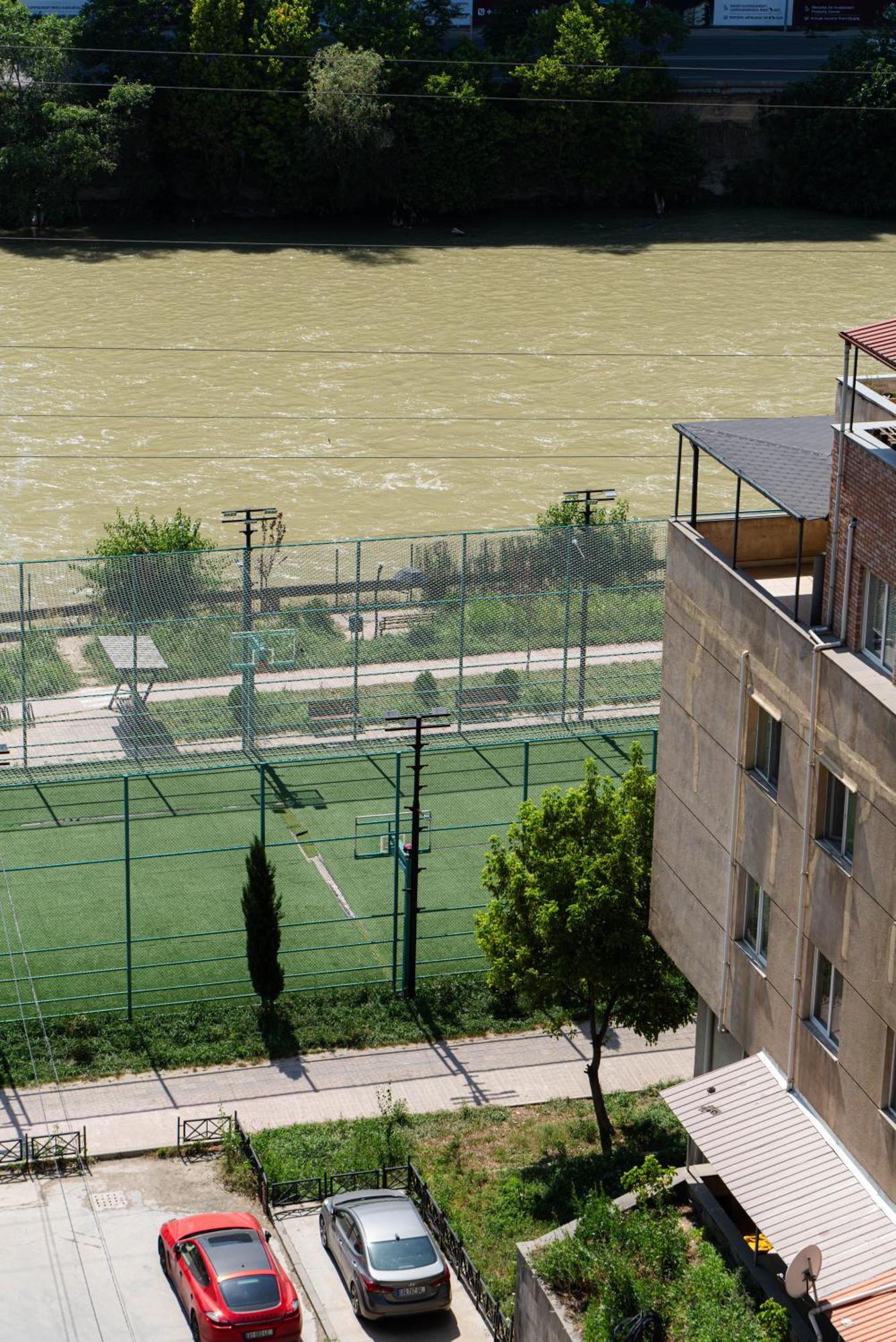 Easy Rest Apartment Tbilisi Bagian luar foto